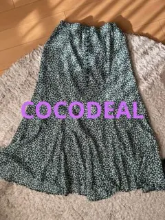 花柄ボタン付きフレアスカート サイズ2