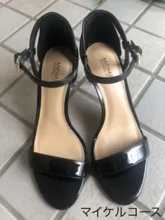 マイケルコース　パンプス 黒のサムネイル