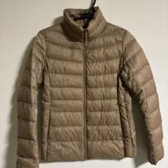 UNIQLO ベージュ ダウンジャケット M