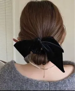 新品未使用　ベロアリボンシュシュ　ブラック　送料無料