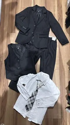 ★ ブラック フォーマルスーツ120cm 5点セット ★