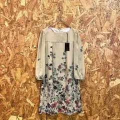新品タグ付き‼️ SunaUna 膝丈ワンピース フレア 花柄 ベージュ M