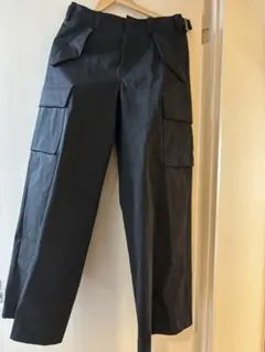 新品未使用】sacai(サカイ) ベルト付きブラックパンツ - メルカリ