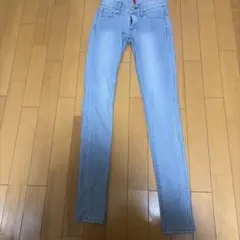 UNIQLO UJ スキニーフィットジーンズ ライトブルー 22インチ