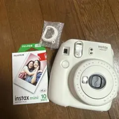 ダ*リ様 早FUJIFILM instax mini 8 本体 16枚フィルム付