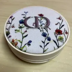 限定品　ディオール　クッションパウダー　ミレフィオリ