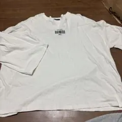 ホワイト 長袖 Tシャツ グラフィック