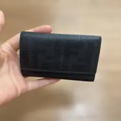 FENDI キーケース　黒　正規　中古のサムネイル