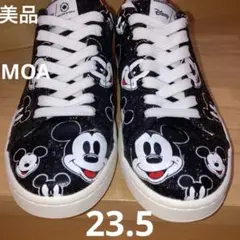 Item thumbnail for item 48dae55f-59a7-4ec6-b868-bd8815845aa4