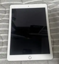 Apple iPad 本体 ゴールド　ジャンク