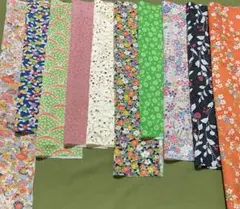 小-10小花　正絹　小紋　着物　解き　地色　多色　はぎれ　10枚セット