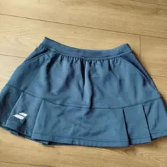 バボラ　テニスウェアスコート