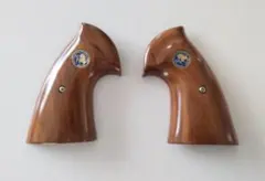 【美品】リアルウッドグリップ コルトパイソンのサムネイル