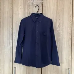 L／ユニクロ 紺色 長袖シャツ