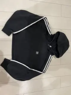 adidas スウェットクロップパーカー　L-XLサイズ