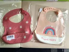 【新品・未使用】シリコンお食事エプロン2枚セット うさぎ レインボー