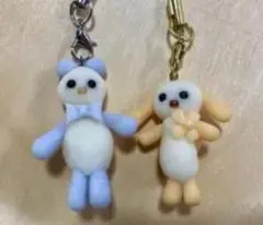 クマとウサギのソフトビニールキーホルダー