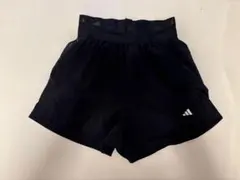 adidas ショートパンツ