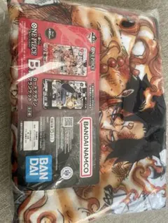 一番くじ　ワンピース　カードゲーム　B賞 カードデザインブランケット