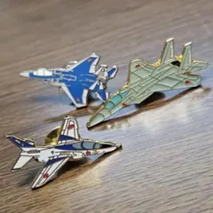 航空機・戦車デザインバッジセット - メルカリ