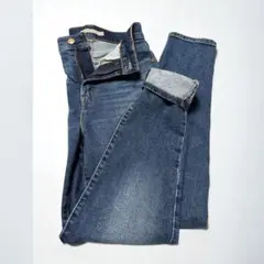 Levi’s HIGH WAISTED MOM JEAN 25inch