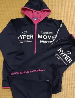 ジップアップフード付き トレーニングウェア　上下セット セットアップ