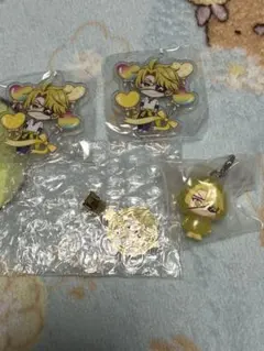 たっつん 缶バッジ カラフルピーチ からぴち サンリオ ハンギョドン