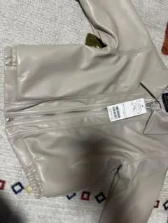 【最終価格新品未使用】Petit main ベージュ ジャケット 110cm