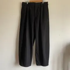 GU / タックワイドパンツのサムネイル