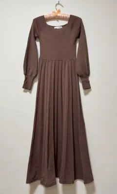 LILY BROWN スクエアネックニットロングワンピース