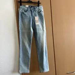 Levi's Demi Curve ミッドライズスリムデニム 未使用　タグ付き