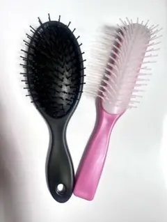 ヘアブラシセット 黒とピンク