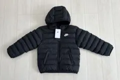 新品タグ付　NIKE ナイキ キッズ 中綿ジャケット アウター　１３０サイズ