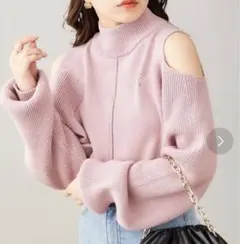 who's who Chico 肩スリットハイネックルーズ ニット