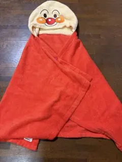 【西松屋】アンパンマン フード付きタオル＋お食事エプロン 2点セット