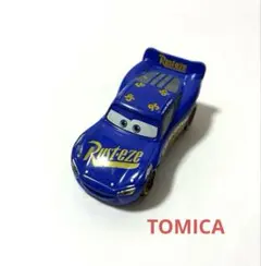 トミカ カーズ ライトニングマックイーン（ファビュラスタイプ）