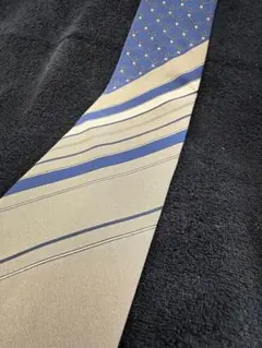 未使用品　GIVENCHYジバンシー　ネクタイ　整理番号１