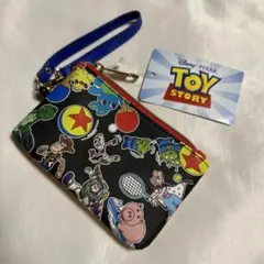 新品　廃盤　トイストーリー　リール付きパスケース　集合　ポップアップ限定
