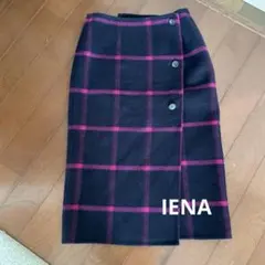 Item thumbnail for item 11d96584-36f3-4e6d-a180-1a303333b6e1