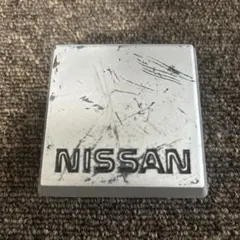 NISSAN 日産ホイールセンターキャップ １個