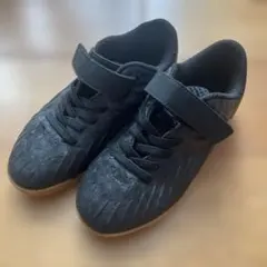 ジュニアサッカーシューズ ストラップ　18cm