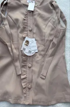 新品　タグ付き　しまむら serimash コラボ　フリル付きジレ　Sサイズ