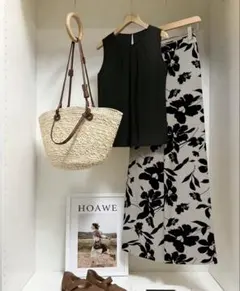 美品 レオナール 花柄 総柄 ノースリーブ タンクトップ コットン 日本