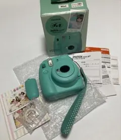 FUJIFILM instax mini 8+ チェキ（グリーン）
