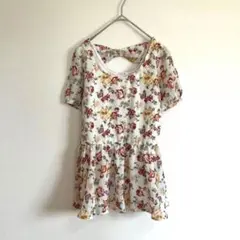コルザ［M］美品◎大人ナチュラル◎バックリボン◎フラワープリントフレアチュニックのサムネイル