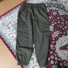 GU カーキ カーゴパンツ ゴムウエスト