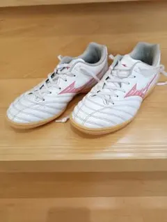 ミズノサッカーフットサルシューズ JP23.0