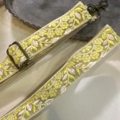 A6インド刺繍リボンショルダーストラップイエロースマホ携帯カバンベルト推しカラー