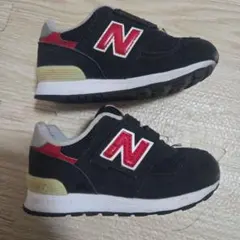 New Balance 313 ブラック/レッド　14cm