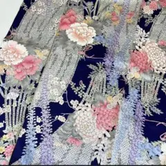 【美品】綸子 小紋 色とりどりの華やかな花柄 金彩 裄66 身丈155 正絹